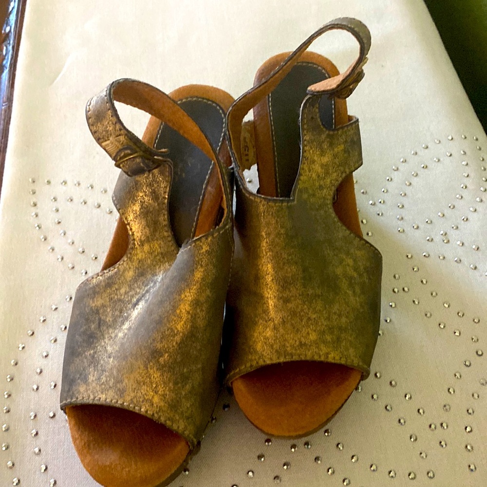 Stylish good wedges